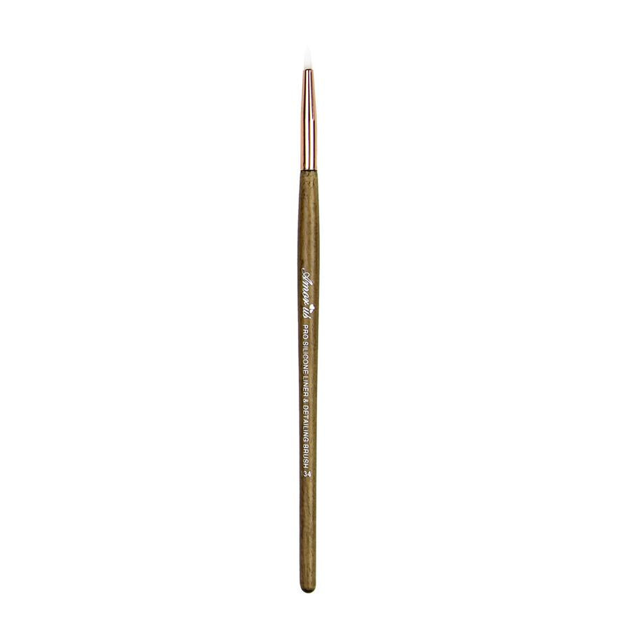 AM-BR134 : Premium Pro Silicone Applicator ( Liner & Detailing Brush)
