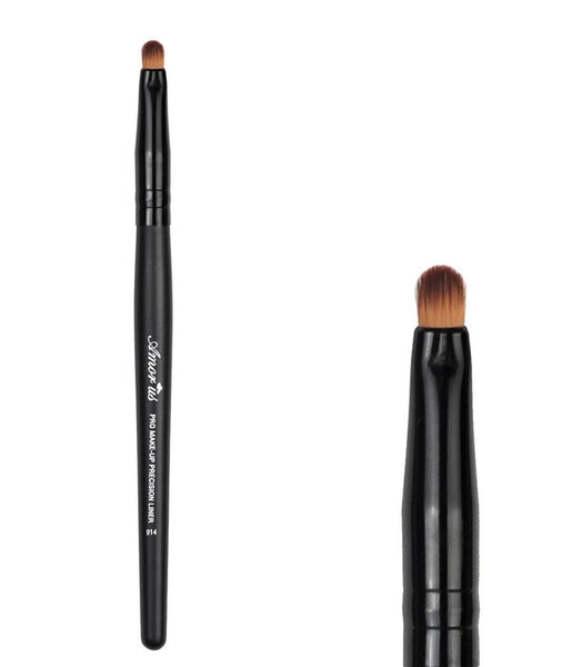 AM-BR914 : Professional Deluxe Precision Lip Brush